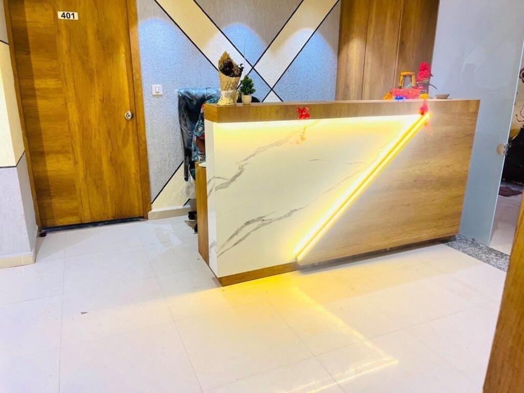 Oyo Florence Hotel Сурат Экстерьер фото